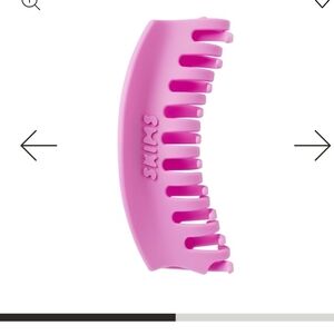 SKIMS hair clip NWT